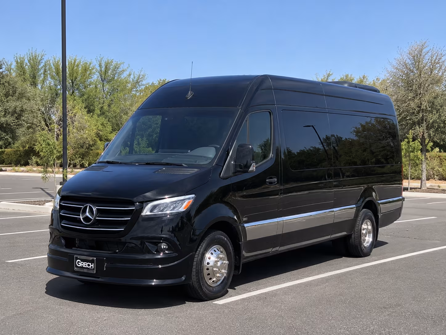 Dayton Airport Shuttle & Transportation party bus exterior
