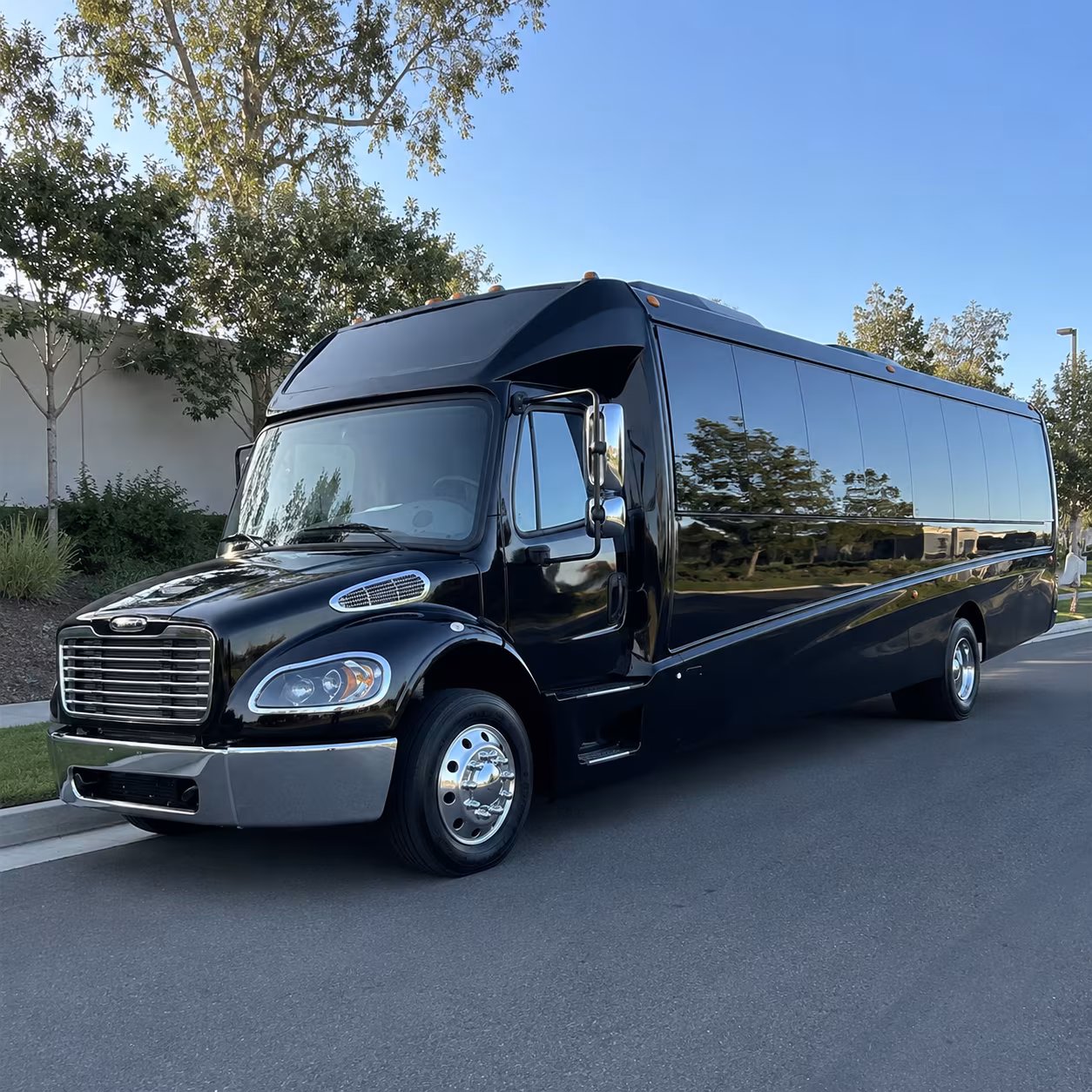 Dayton Airport Shuttle & Transportation party bus exterior