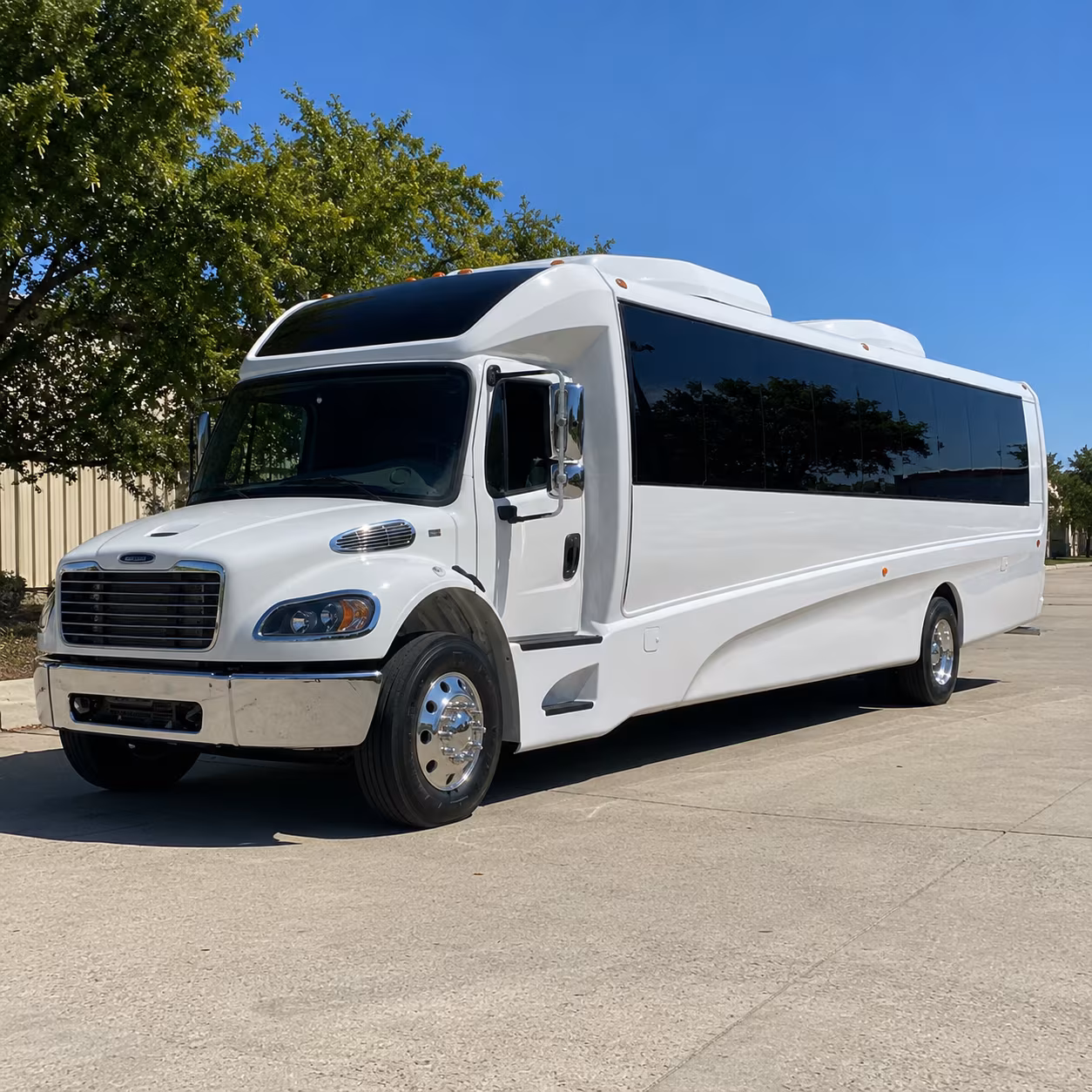 Dayton Airport Shuttle & Transportation party bus exterior