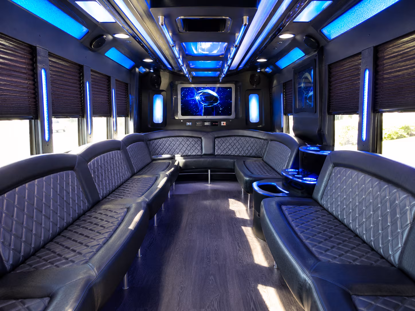 Dayton Birthday, Sweet 16, & Quinceañera Party Bus Rentals
