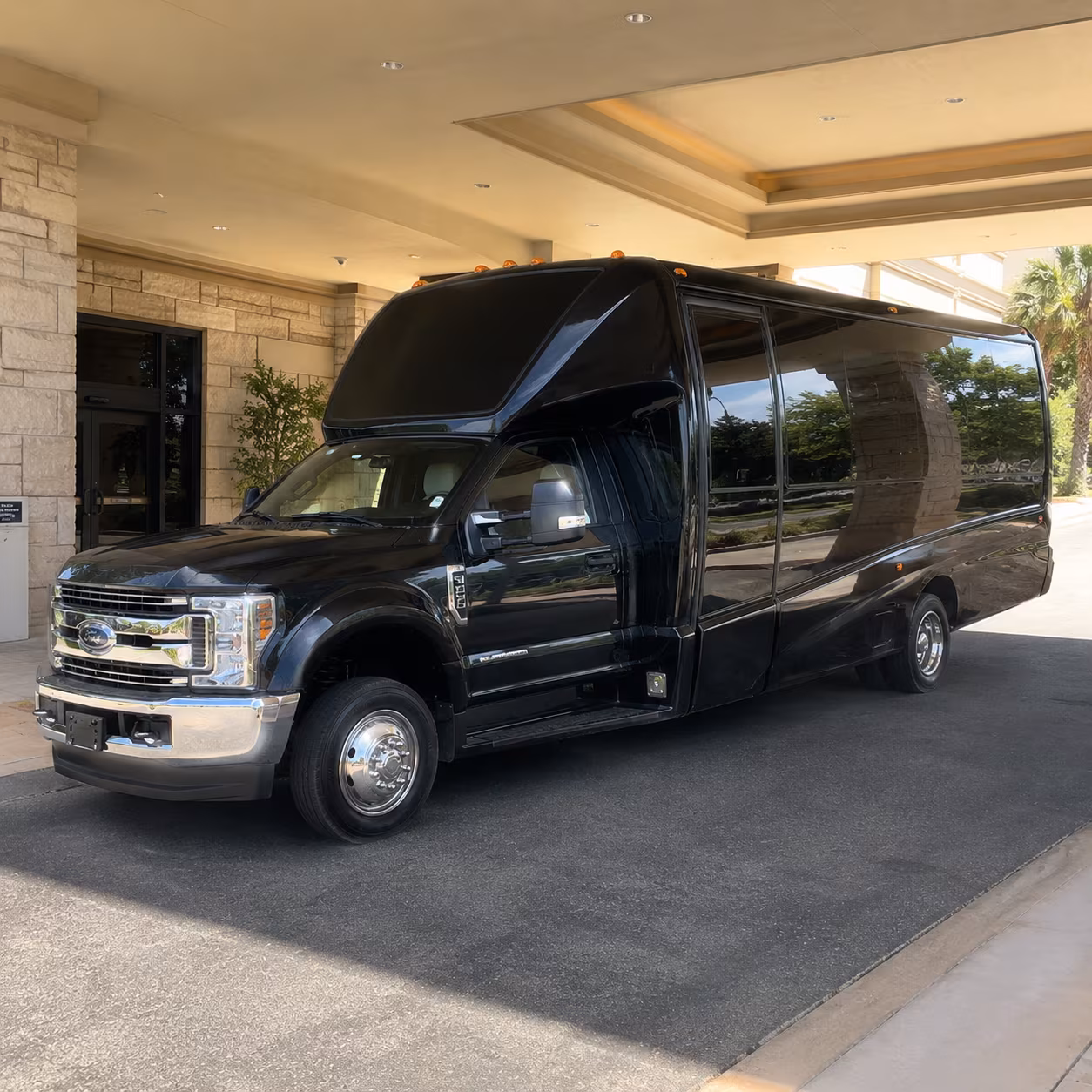Dayton Birthday, Sweet 16, & Quinceañera Transportation party bus interior